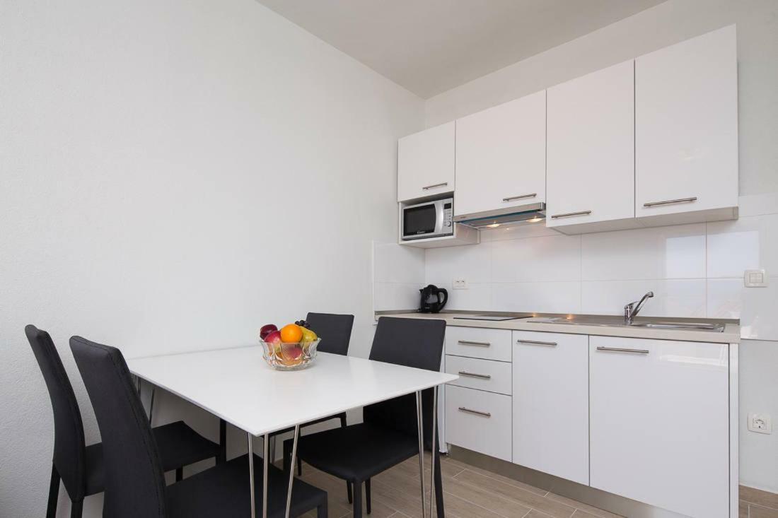Apartments Panorama Lokva Rogoznica Eksteriør billede